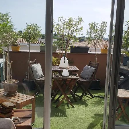 L'olivier, Standing Terrasse Parking Wi-fi Netflix Apartment