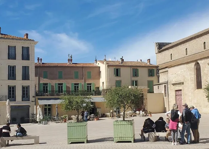 L'olivier, Standing Terrasse Parking Wi-fi Netflix Μπεζιέ