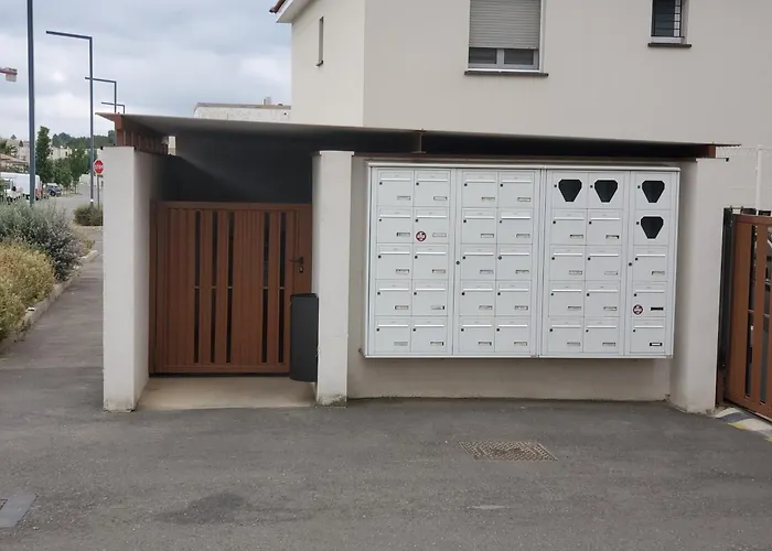 L'olivier, Standing Terrasse Parking Wi-fi Netflix *